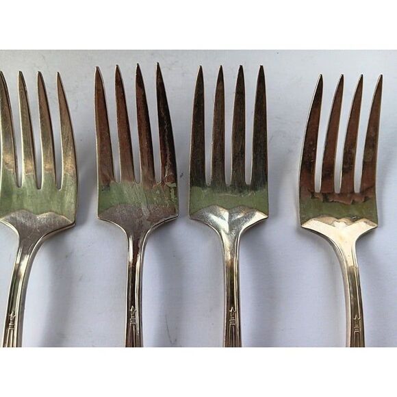 6 VINTAGE 1920 ROGERS XII SILVERPLATE DINNER FORKS LA TOURAINE PATTERN - Picture 3 of 7